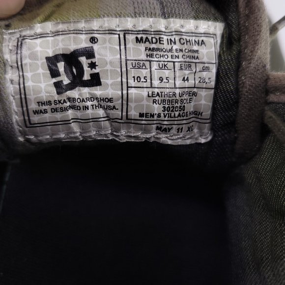 DC Skateboard Shoes 302850 Village High Chukka - Picture 11 of 11